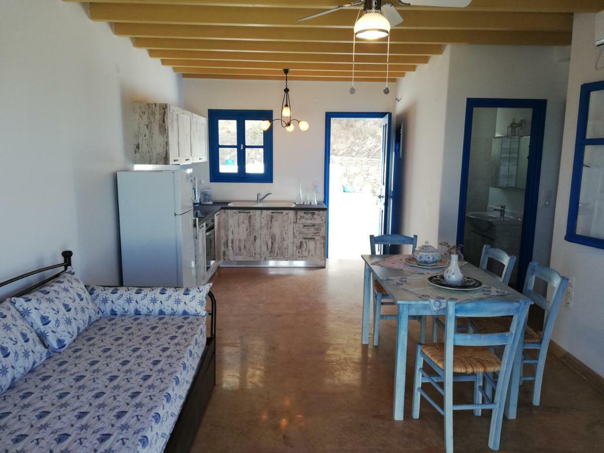 Hotel Tirquaz View Serifos Town Exterior foto